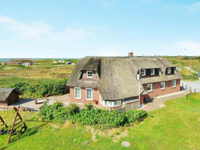 Six-Bedroom Holiday home in Blåvand 1